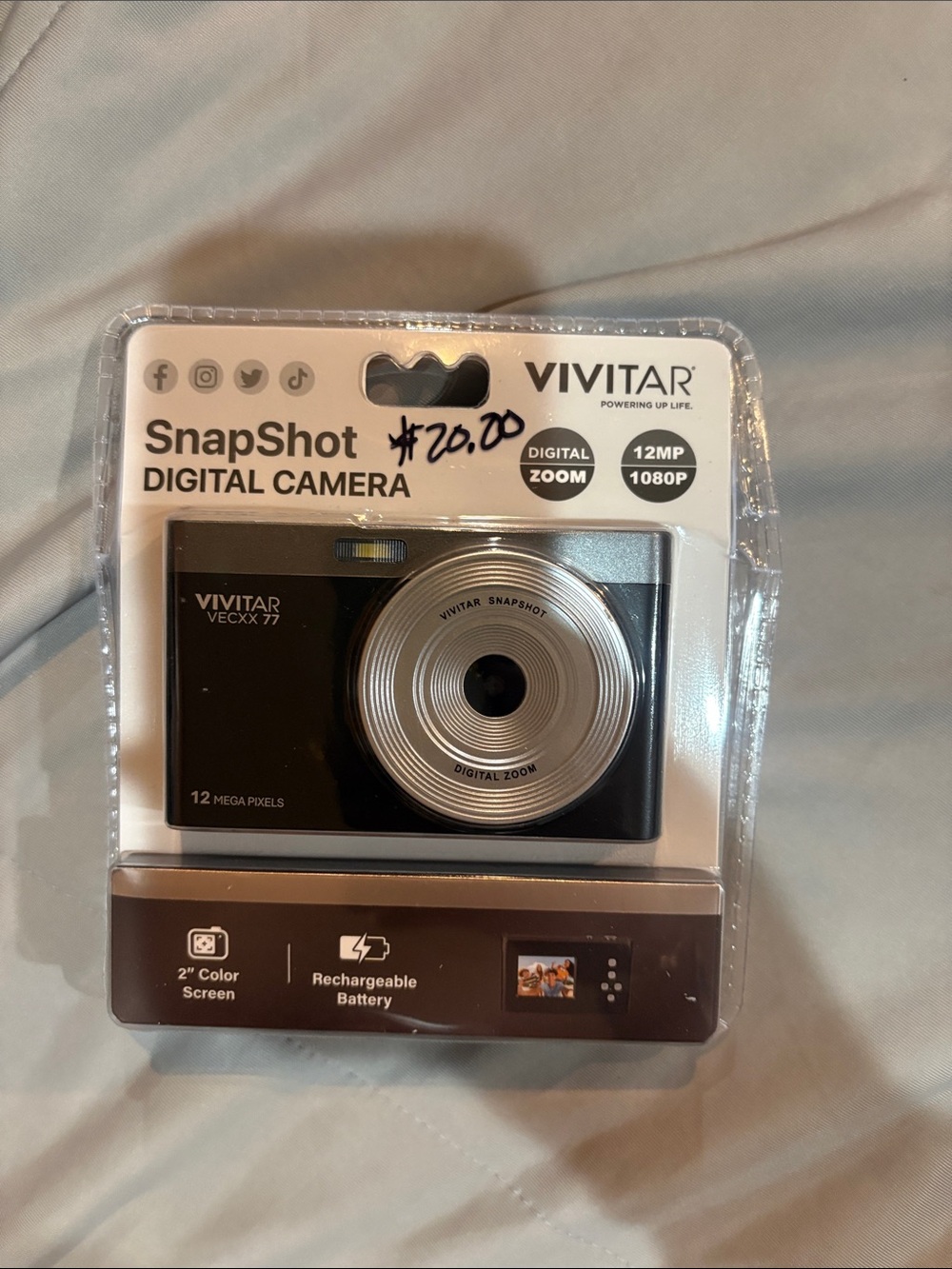 Vivitar 12MP Compact Digital Camera in Black & Silver